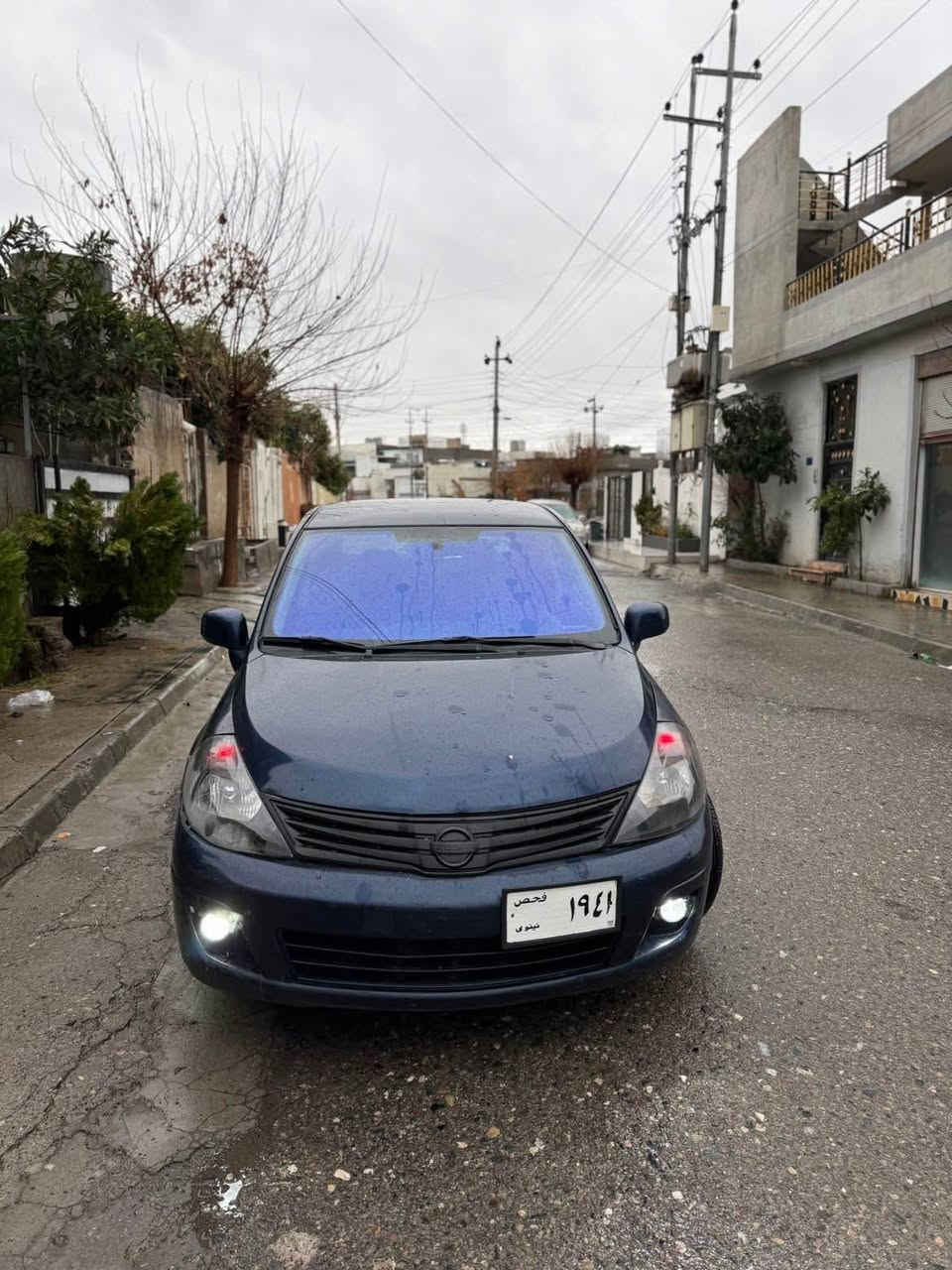 سلاوی خواتان لێبێت 
نیسان ڤێرسای ٢٠٠٩ سندوقی سەیارەکە علوجه بەس براوەو  موس نیە چەند پارچەیەکی بۆیاخە بەبێ ناو من بە عیزام دەیفرۆشم واتا سه قف و شاني بە شەرتە و  به شه رتي گير ومه كينه و ته بريد و گەرمی بە شەرت و تايه و ويلی لوك تازه بۆم كريوه هیچ  مەسرووفێکی تێدا نیە هی ماڵە   ٤٧$مه جالي تدايه      
***********
***********
ڤایبەر و  واتسئەپ بشدار, السليمانية
