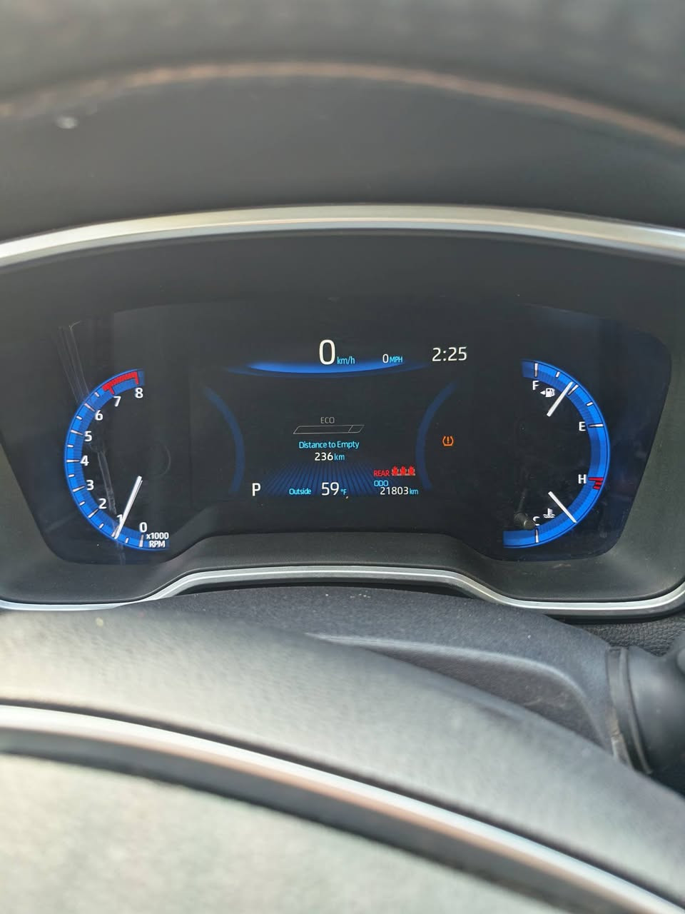 فول مواصفات XLE  موديل 2022 جاملغ فقط ماشية 22 الف تبديل الاستفسار  ***********
