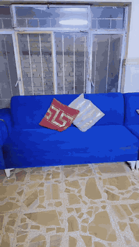 سلام عليكم تخم ديوان للبيع 10 مقاعد نضيف جدا سعره 300 الف  وبيه مجال للشراي مكان بغداد الزعفرانية شارع المعهد  بكروه الشراي يتصل بلرقم ويدلل *********** موجود واتساب
