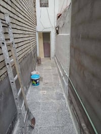 نص بيت • غرفتين • قريب سوك الانصار