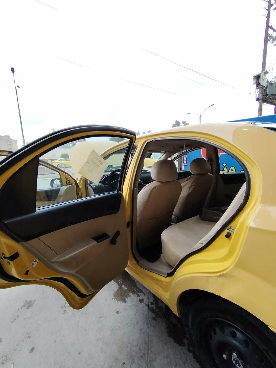 السلام عليكم افيو للبيع 2010مؤسسة شرعي موصل شرط محرك وكير وتاير وباتري طخم امامي وخلفي جدد هزة وسنوية جدد صار شهر وسنوية لل 2031 شرط التحويل من الشرعي خلال ساعة كابون بيها وبيها طخة جهة اليمين بالدوسة سيارة مال رزق ومناسبة موصل الايسر اتصل
***********
***********
