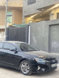 النترا 2019  محرك 2.000 ماشيه 94 الف  ((((سونار ويه المنشور فقط بنيد ص...