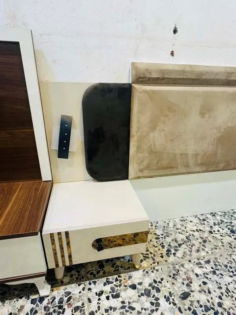 غرفه 6 قطع  نضافه 100‎%‎  سعرهه 450 الف


**إذا كنت صاحب هذا الإعلان وتريد حذفه لأي سبب، رجاءا أرسل رسالة إلى الدعم الفني**