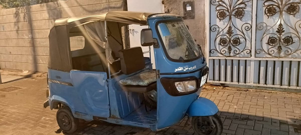 تكتك للبيع موديل 2020مكينه مجفته رقم ميسان الجديد عندي وكاله بيها مكفوله من الضربه السعر 5ملايين وميه للاتصال ***********مكان البصرة القبله
