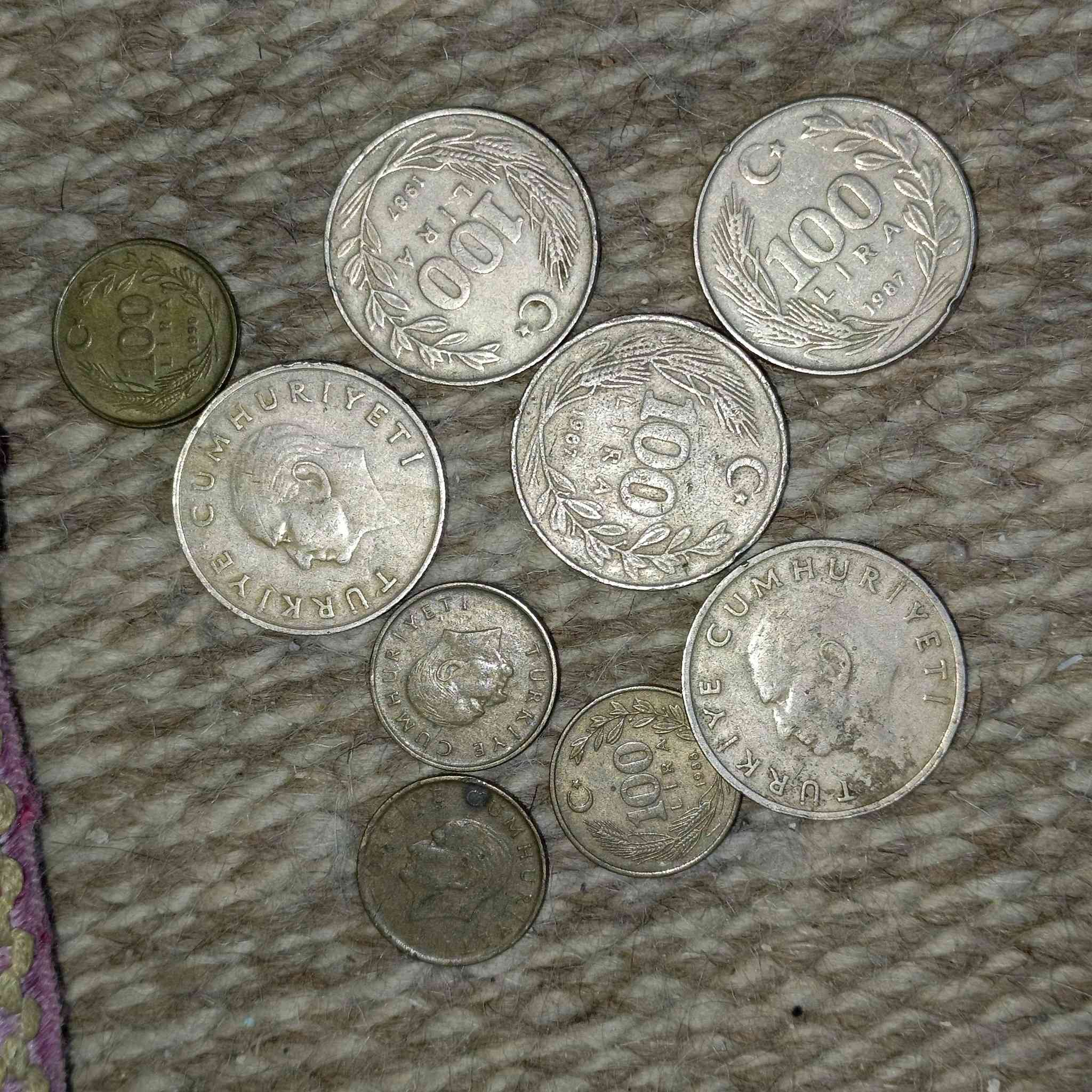 عملات معدنية اجنبية كمية 1485 قطعة سعر للكل 500 ألف


**إذا كنت صاحب هذا الإعلان وتريد حذفه لأي سبب، رجاءا أرسل رسالة إلى الدعم الفني**