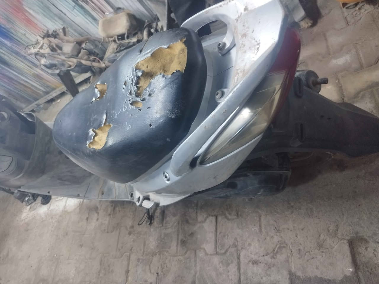 السلام عليكم شباب دراجه ماكس ياباني كوم حديد ما نعرف العطل شنو شراي أتصل *********** عمارة, ميسان
