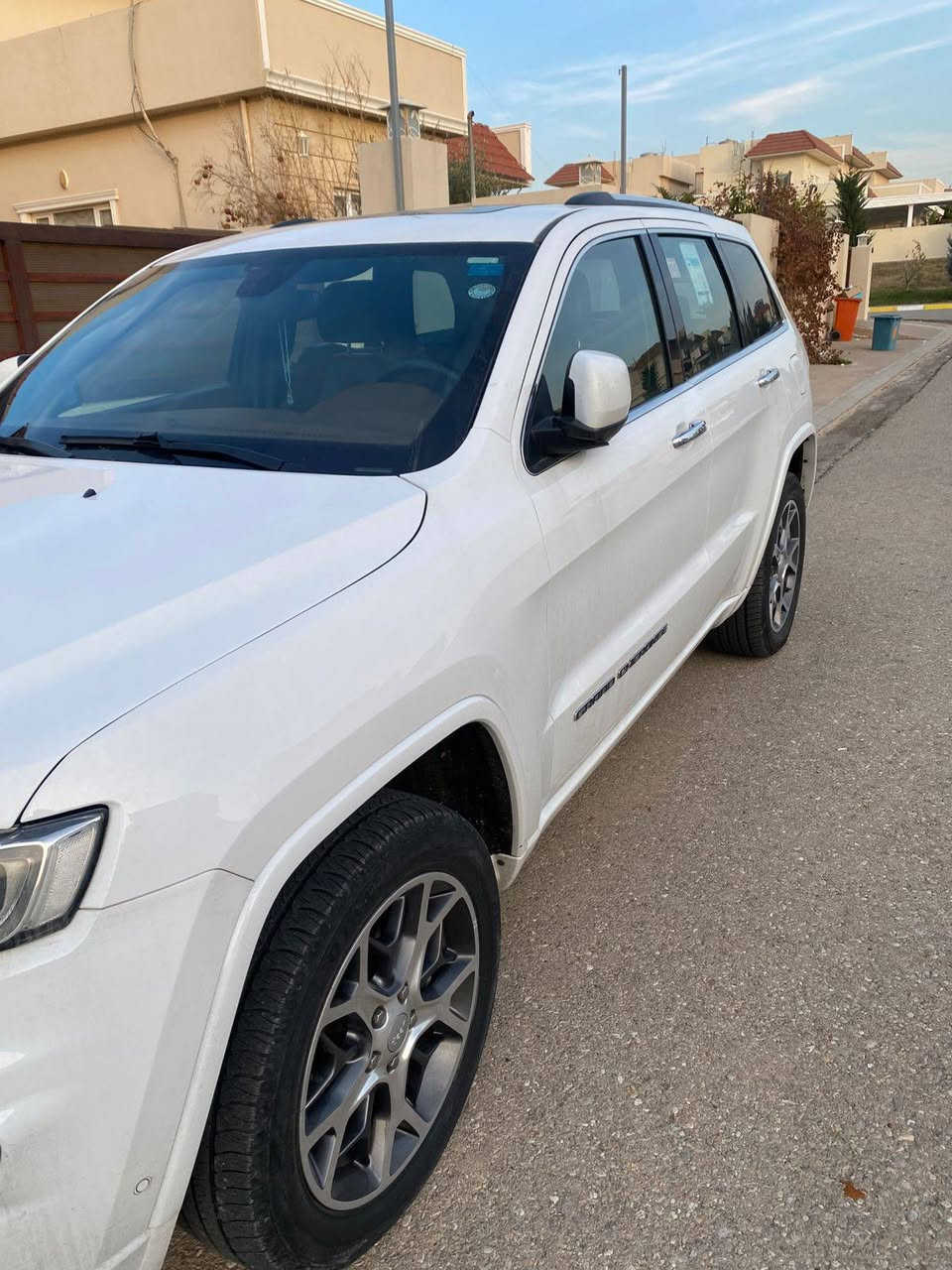 السلام عليكم للبيع  جيب اوفر لاند  موديل ٢٠٢١ وكاله هارلم خليجي سياره مكفوله كفاله عامه كلين شرط كير محرك  جديده كولش مواصفاتها  معرف اوفرلاند  فول مواصفات
‏ للاستفسار تواصل واتساب  ***********
