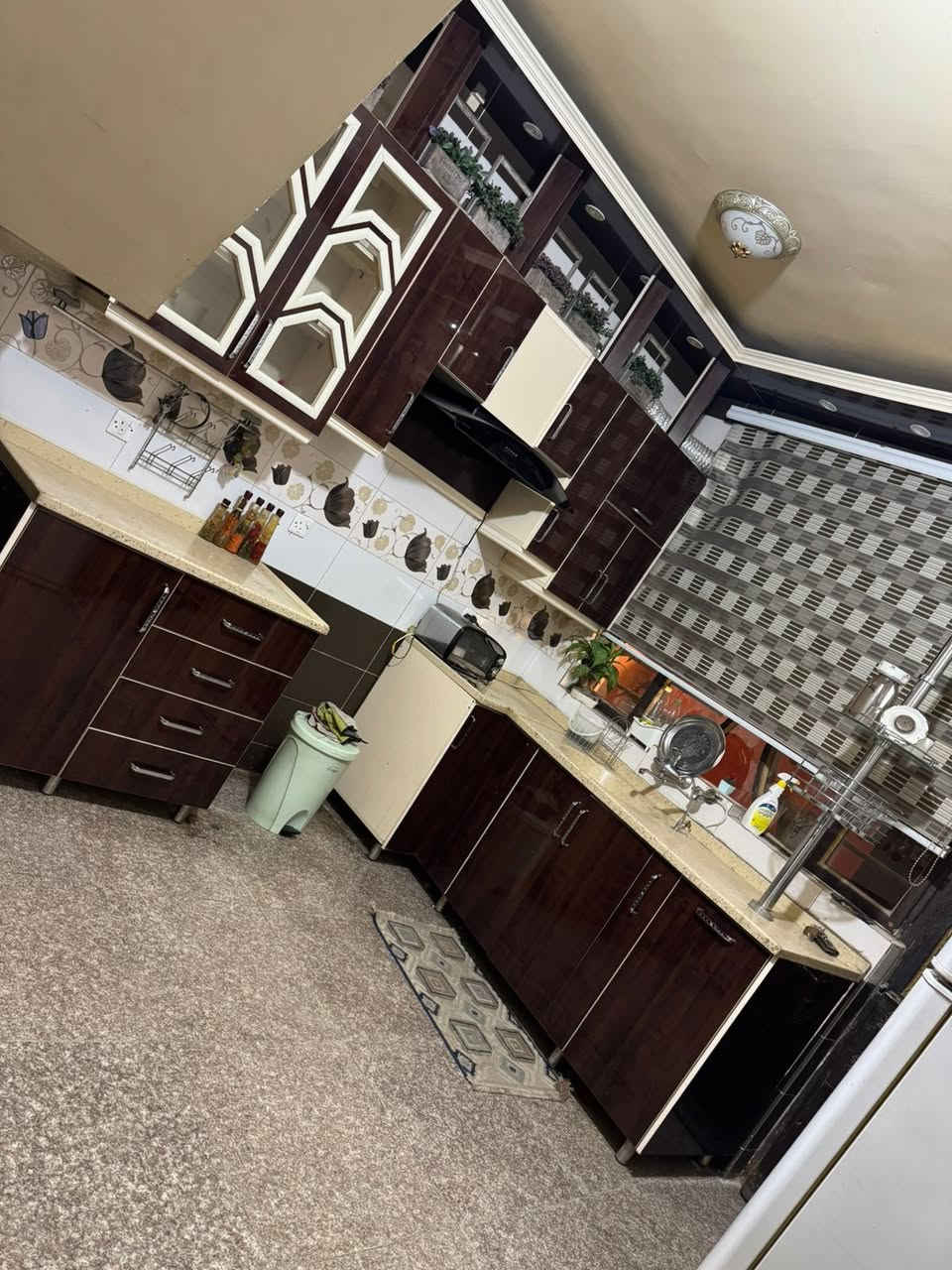 كاونتر مرمر تفصال نضيف جدا ٥امتار


**إذا كنت صاحب هذا الإعلان وتريد حذفه لأي سبب، رجاءا أرسل رسالة إلى الدعم الفني**