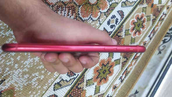 للبيع ايفون 11 عادي ذاكرة 128 جهاز نضيف وما مفتوح كل شيء ما مبدل بيه بلادي بطارية 94 معلاية فقط السعر 270 وبيه مجال بسيط العنوان العبيدي شهداء الثالثة قرب مدرسة عمر بن عبد العزيز الرقم ***********
