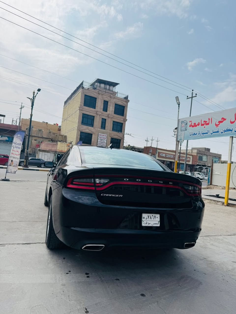 دوج جارجر SXT موديل 2023 اصل اخر اصدار
بدون رقم تترقم جميع المحافظات 
الحادث واضح بلصور 
السعر 220
***********
