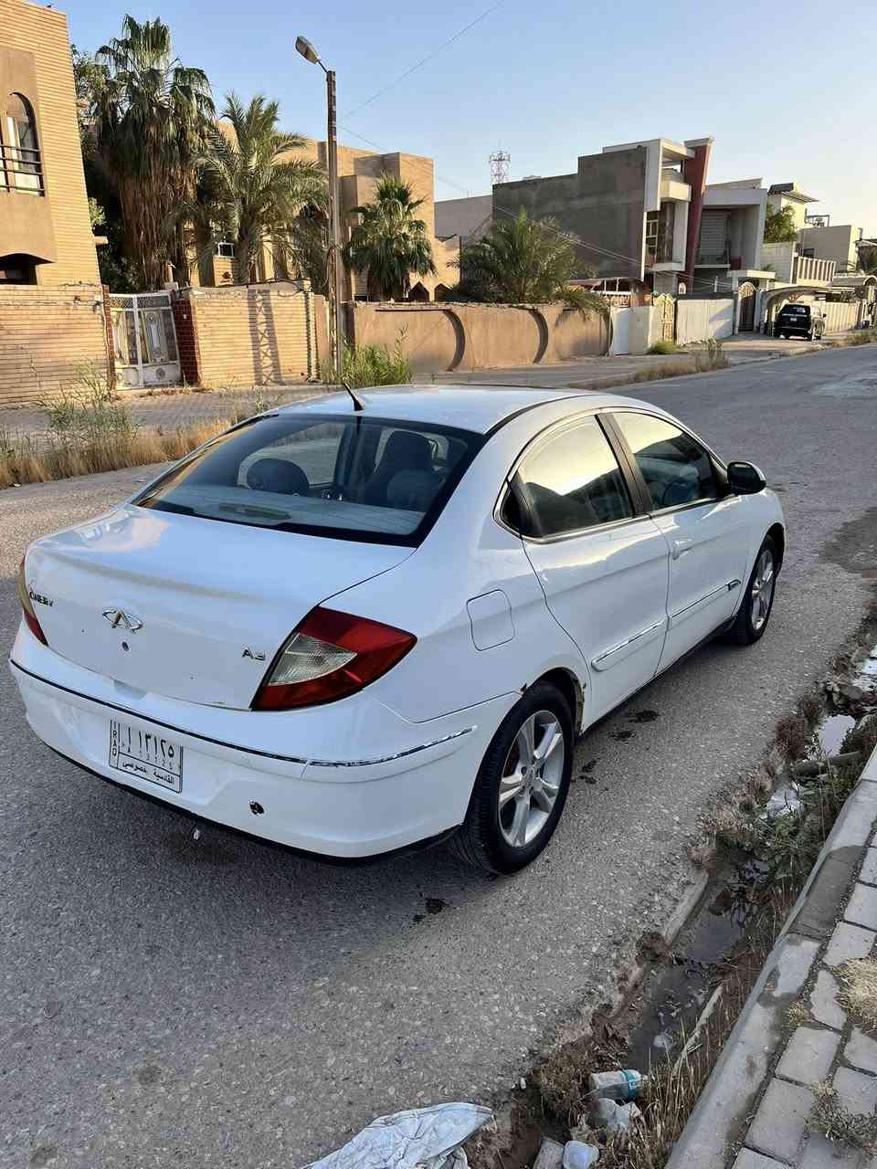 السلام عليكم شيري a3  للبيع جاهزه مكينه 1800 كير ميكانيكي او حداديه او باتري تبريد ثلج مابيه كل نقص رقم قادسيه مداور ثاني يوم مكان السياره السماوه السعر 45 وبيه مجال للتواصل ***********

