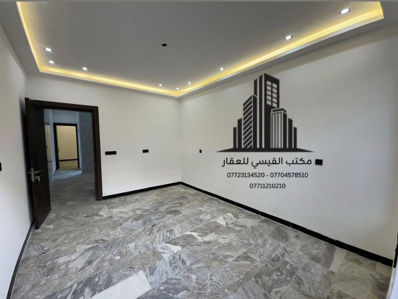 للبيع في السيدية لدي مكتب القيسي للعقار
بيت حديث زيرو 

مساحة 70م²         واجهة 4.17م             نزال 17م

يتكون البيت من مدخل واحد يحتوي على

#الطابق_الارضي غرفه نوم وصالة ومطبخ وخدمات ومنور 
#الطابق_الاول غرفتين نوم وخدمات 
#الطابق_الثاني بيتونه وسطحين 

البيت حديث واجهة مرمر ارضيات مرمر ابواب قاصة شبابيك المنيوم

📍الموقع الضباط مربع شاكر عبود 

( السعر وتفاوض مباشر مع صاحب العقار )

للاستفسار اكثر اتصل على الارقام او مراسلة الصحفة 

***********

***********  

👇🏼👇🏼👇🏼👇🏼
                        مكتب القيسي للعقار 
السيدية ⬅️ شارع المركز مقابل التفاح الاخضر

🔴 نكفيك عناء البحث ✔️ لتمتلك عقارك 

عندك بيت 🏠 وحاير شلون تبيعه نحن نجيبلك المشتري وبسعر الذي يناسبك

عندك بناء 🏗️ وما عندك وقت تبني نحن نبني لك بأسعار تنافسيه وبكوادر هندسيه مع توثيق مراحل العمل بالتصوير حتى تكون مطمئن
