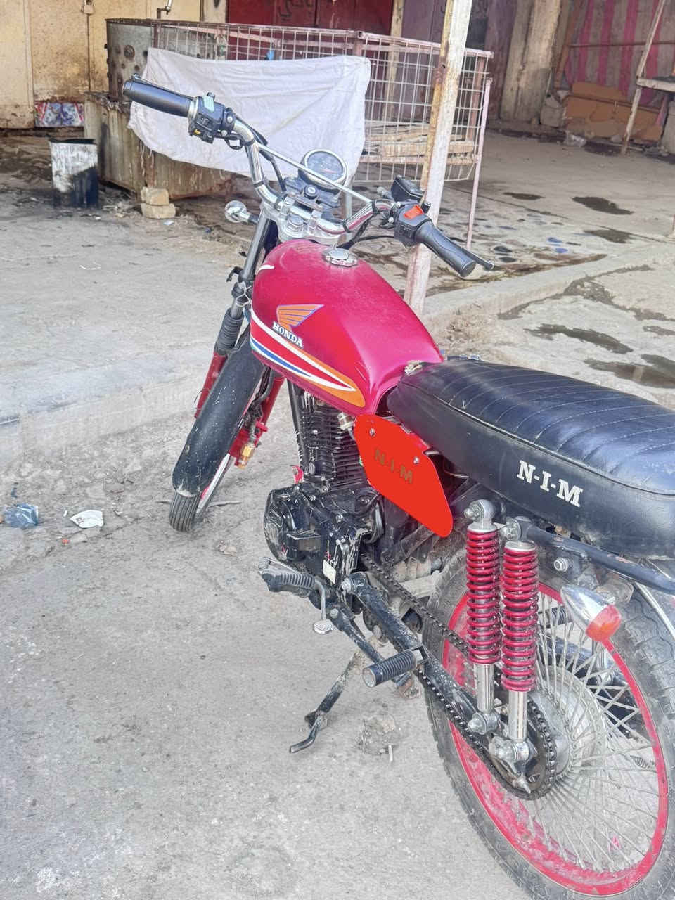 سلام عليكم ادراجه صيني كلاسك
دراجه نضيفه وراق كامله موديل ٢٠٢٣
سعره ٦٠٠
***********
