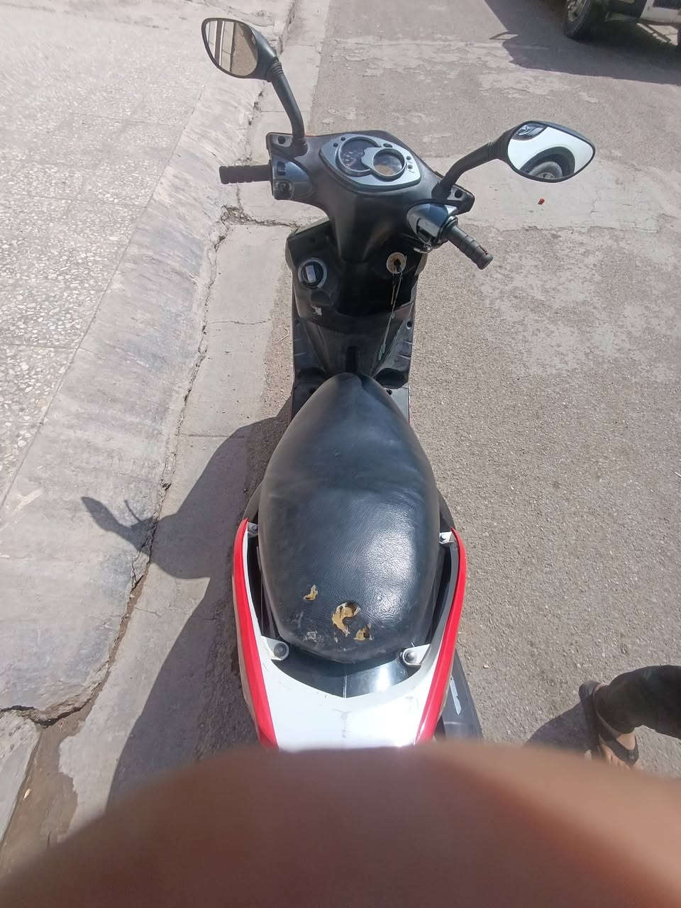 سكنس فحل كوري  للبيع مكينه مفتوحه دراجه نضيفه بمعنه الكلمه وراق كامله مكاني بغداد سعر 650وبيها مجال للطيبين ***********
