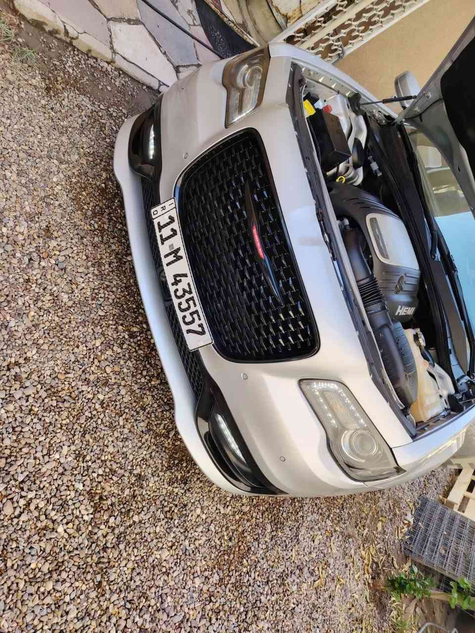 السلام عليكم
كرايسلر اوباما 300s موديل 2023 للبيع 
السياره فول لفول 1/1 ام الرادار 
المحرك 5700  هيمي 8V
بنوراما 
ستاره خلفيه كهرباء 
حساس امامي خلفي 
رادار امامي 
رادار جانبي 
مقاعد تدفئة وتبريد 
ستيرن تدفئه 
دمام خلفي 
السياره رادار امامي معروفه تجي فول لفول 
ماشيه 25000  ألف كيلو 
حادثه موضح بالصور فقط دعاميه اماميه مبدله نفس اللون لباقي كله مكفول 
السعر 35000  ألف دولار 
يعني 3 شدات و50 ورقه فقط بيع 
***********
