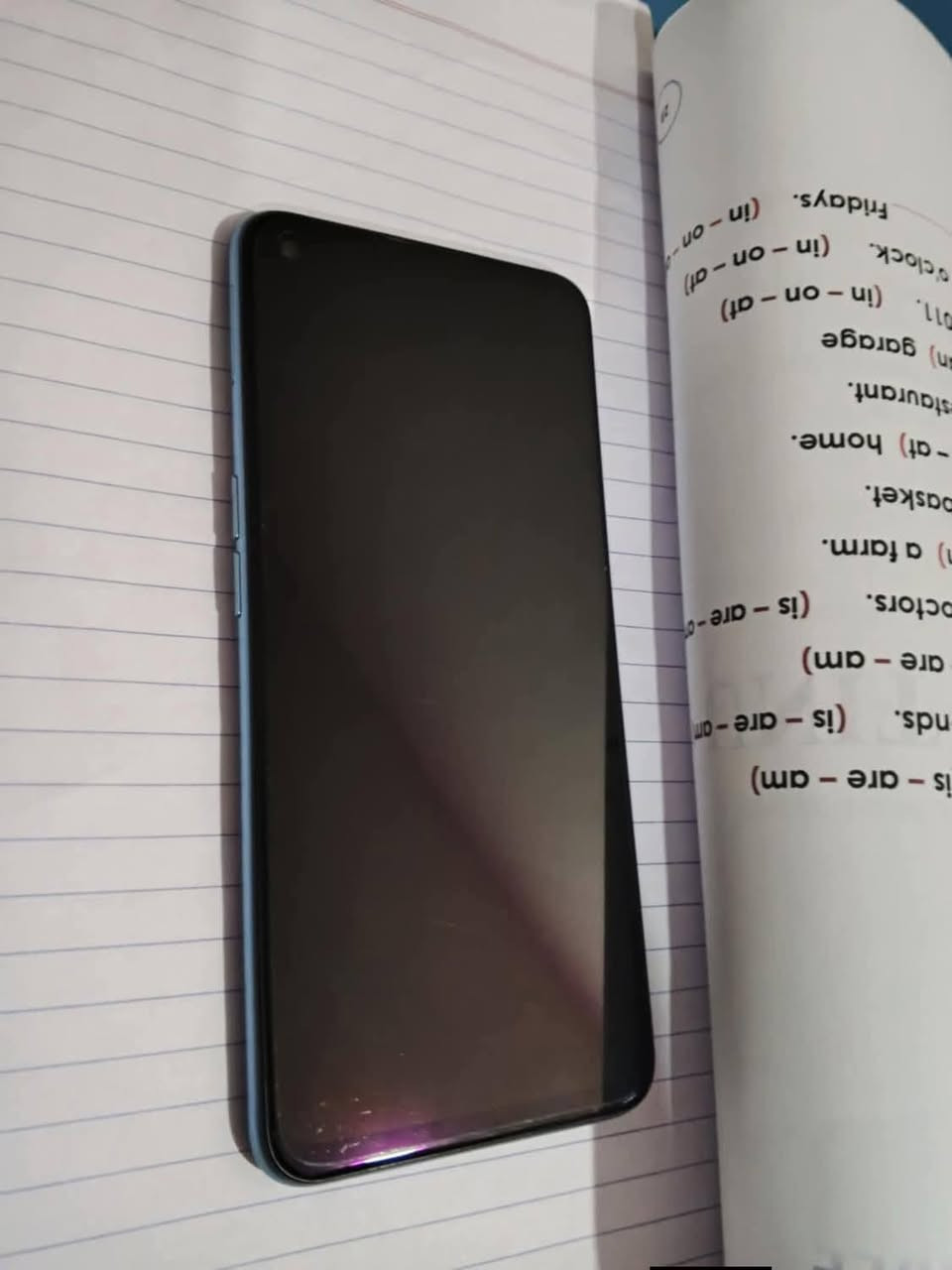 السلام عليكم
جهاز realme 9i الجهاز أصلي وجديد استعمال قليل مكفول من كلشي شرط نضافه %100 مواصفاته كلش راقيه رام عشوائي 8 ذاكره 128 معالج سناب دراگون نضام سريع وسلس سماعات ستريو دبل سبيكر صوت نقي ممتاز هيرتزيه عاليه مع كامل ملحقاته الاصليه والكارتون بالأضافه الى ثنين حافضات وياه السعر 170 الف  قفل/مكاني بابل/ ناحية سدة الهنديه / /قرب مكائن مضخات الماء  للأتصال /***********/ واتساب
