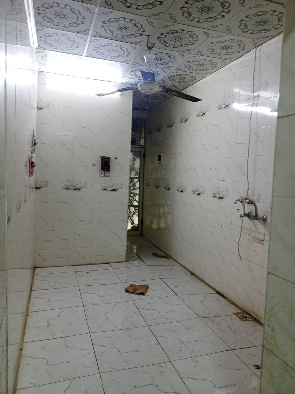 للإيجار  دار[  100م  ] طابقين على الشريط  
الموقع // النجف حي ميسان 

المحتويات 

الطابق الاول 

غرفة + صاله + استقبال + مطبخ + صحيات 

الطابق. __ الثاني 

غرفة نوم + صاله + سطح

إيجاره [ 350 الف ] كل شهر بشهره

للاستفسار
***********
