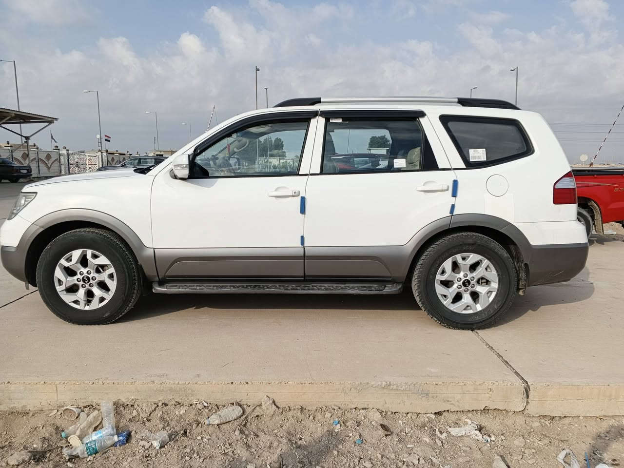 موهافي موديل 2011 للبيع السياره نص فول خليج بيها صبغ بنيد ومداكر الاماميه البنيد جماليه بسبب جراد للاستفسار الاتصال على الرقم *********** والسعر 130 وبيها مجال
