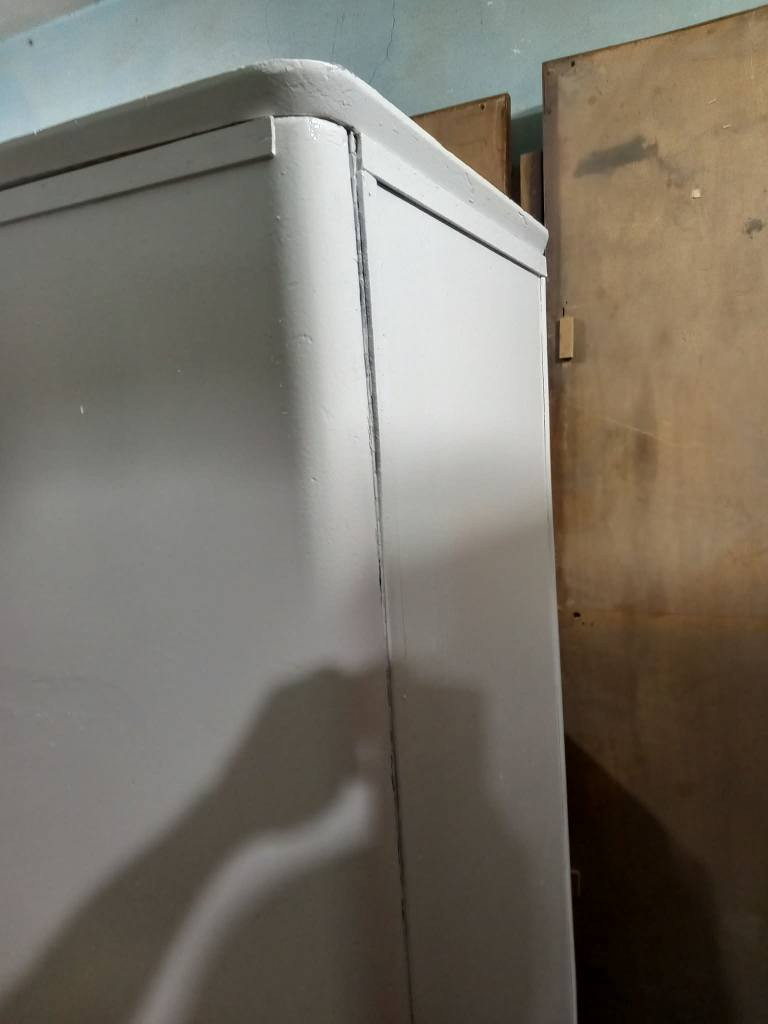 كنتور ٣ باب مستعمل ابيض الداخل عادي  الرجل  بلاستك  الظهر معاكس عادي  السعر  ٢٠٠ وبي مجال العنوان بغداد الكرخ تقاطع درويش البياع شارع البداله الانتصارسوق اميمه فرع مجمع الرازي ع اليمنه منتصف شارع ع اليسرى خلف مي اور
***********
*********** بغداد, العراق
