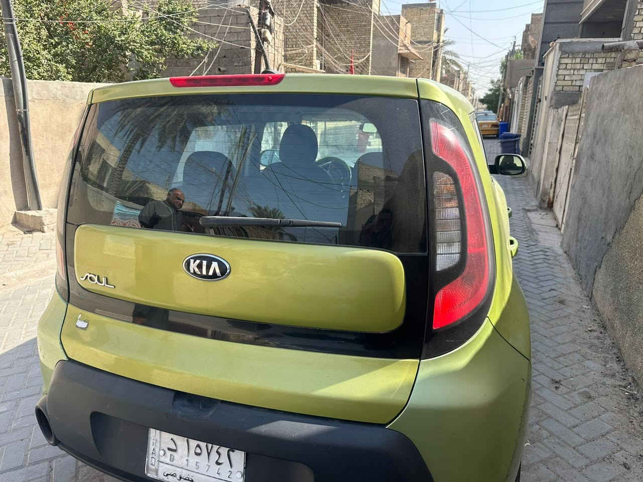 سلام عليكم عندي كيا صول موديل 2014 لون مميز اخضر سياره خير من الله كلش راقية بدون مواصفات عميه رقمهه بغداد محرك مجفت درجه اولى توديك وتجيبك كلش حلو بيهه ملاحضات بسيطه الله شاهد سياره من 2019, عدنه ابد ماخجلتنه يرادلهه ترتيب بسيط كلش سعر 105 وبي مجال ملاحضه مراوس ترهم بسياره نضيفه حيل ***********
