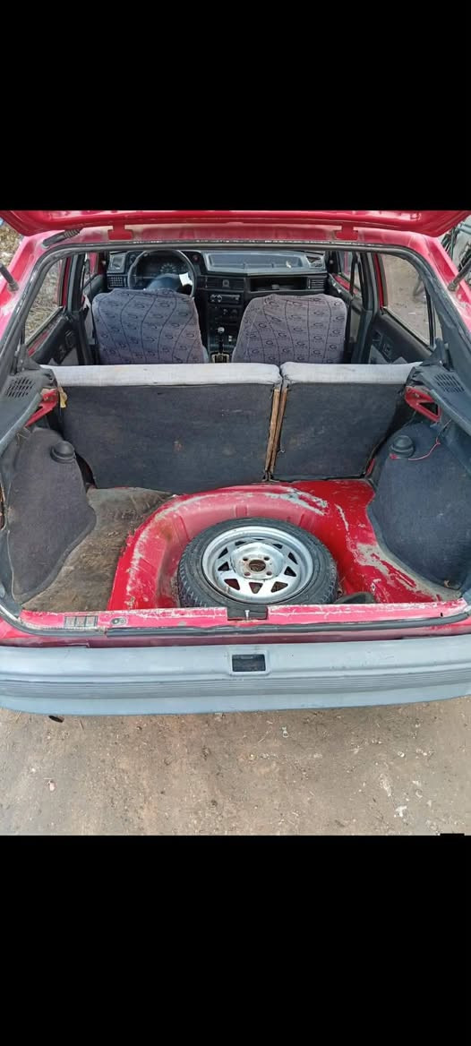 سلام عليكم اوبل كاديت مديل 92رقم نجف مكينه 1800 كير عادي سياره بلاديه مكان السياره بابل قظاء القاسم.   السعر 17 وبيه مجال للشراي  استفسار اتصل***********
