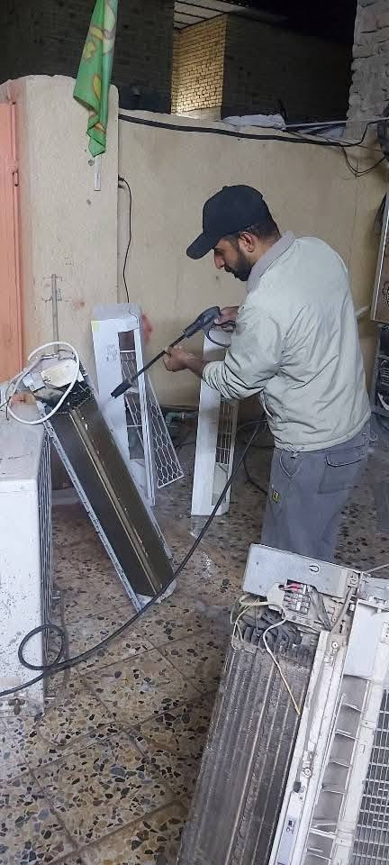 ❄️ أنوار القلعة للتبريد ❄️
👨‍🔧 أبو أحمد بخدمتك وين ما تكون
💨 سبالتك ما يبرد؟ الهوا ضعيف؟ ريحة مو حلوة؟
لا تحتار الحل عدنا وبشغل نظيف ومضمون 💯
✔️ تنظيف سبالت غسيل كامل (مو شغل نص نص)
✔️ يرجع التبريد قوي مثل الجديد ❄️
✔️ تصليح أعطال + فحص دقيق
✔️ تعبئة غاز فرنسي الأصلي إذا يحتاج
✔️ شغل أمانة
🚗 نجيك للبيت بسرعة وخدمة فورية
📞 لاحجز رقم واتساب 
📱 ***********
🔥 أنوار القلعة للتبريد – شغل نظيف وضمير حي 🔥
