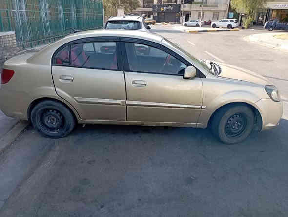 كيا ريو 2011 وارد امريكي مصبوغه عام اثر جراد وشخوط وضربتها جاملغ امامي يمنه ويسره ومبدل
رقم ذيقار جام جوبي محرك وكير خير من الله محرك1600
احتياجات السياره كم حاجه 
سنتر لوك
شمعه اماميه
عداد كيلو متر واكف 
مبخره بانزين
صدرها 50 /100
والايسي ايخرط خربطه قليله خصوصا بل تبريد
منظومه تبريد جديده 
سعرها 66 وبيها مجال بسيط جوه 60 مابيع ابد مكاني الاعظميه تجي تشوفها وتدلل
رقمي *********** 

ملاحظه... السياره بسمي ابيعلك رقمين اضمنلك دوله وكصه حتا لا اتعبك وتعبني تجي اشوفها وتقتنع بيها وتاخذها معجبتك اخليك على راسي..
