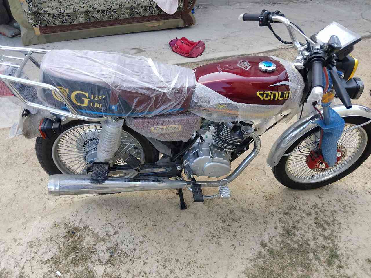 دراجه سونيك أصلي موديل 25 دراجه ماشيه يومين بعدها زيرو السعر ٧٨٠ أو بيها مجال قليل موجود خاص أو عل رقم ***********
