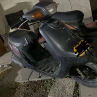 دراجة بطة شغالة بس يحتاجلهة تنضيف كابريتر مكان بغداد حي العامل 0771753...