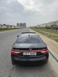 هوندا أزيرا • ٢٠١٢ • ٣.٠ ٦ سلندر