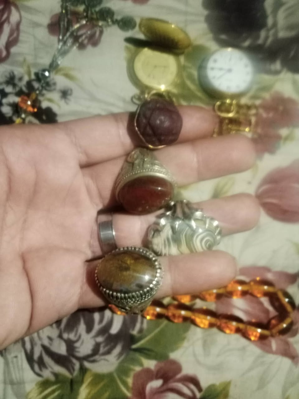 للبيع للبيع   كلمن وسعره. مكاني بغداد الدوره شارع ٦٠ واذا اكو شراي شلعه وحده بعد احسن


**إذا كنت صاحب هذا الإعلان وتريد حذفه لأي سبب، رجاءا أرسل رسالة إلى الدعم الفني**