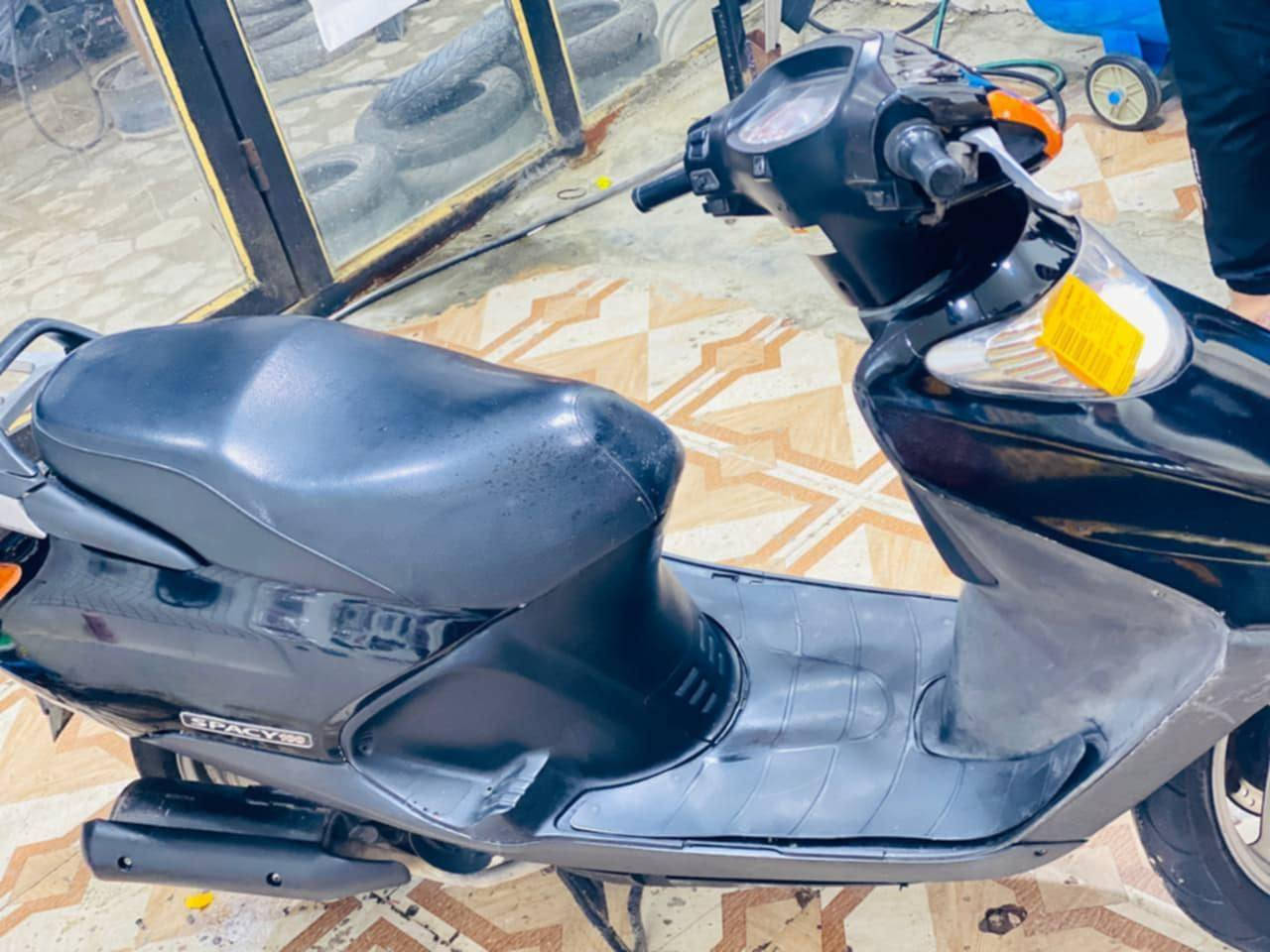 سلام عليكم دراجة سبيسي ياباني للبيع مكفولة سعر واحد و150و بيهة مجال مكلف بل نشر رقم صاحب الدراجة‏‪***********‬‏ فلوحي الدريساوي
