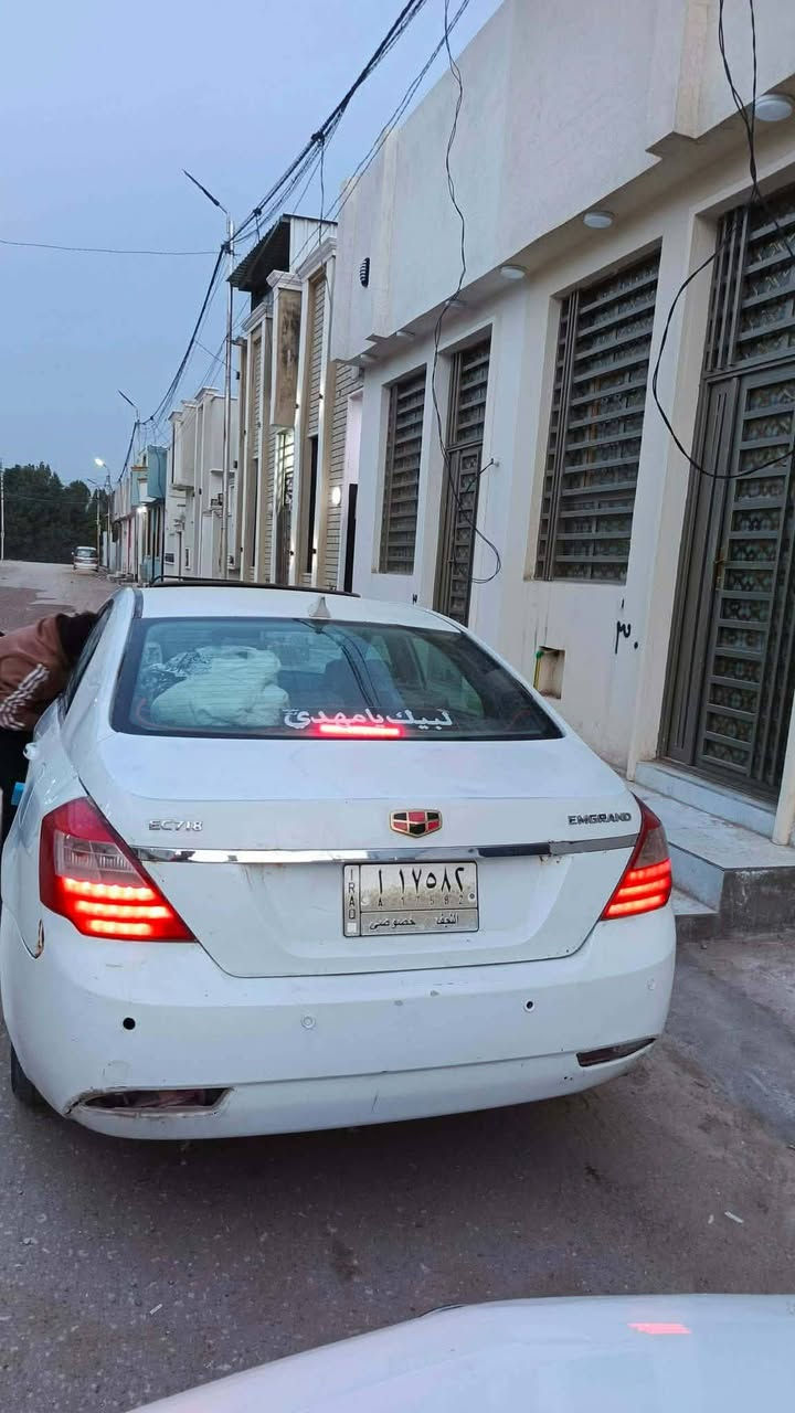 ام كراند موديل 2013
محور مكينه كورلا 
 
مكينه وكير مكفولات تبريد شغال  غرفه جديده   كشنات جلد 

السياره  وفتحة سقف وشاشه 

السياره بيهه مكانات خياس بسيطات تتعالج
 
بيه بارد جاملغ امامي وخلفي ومكانات صبغ تكحيل فقط

السعر48$وبيهه مجال حق الجيه

*********** 

العنوان النجف الأشرف
