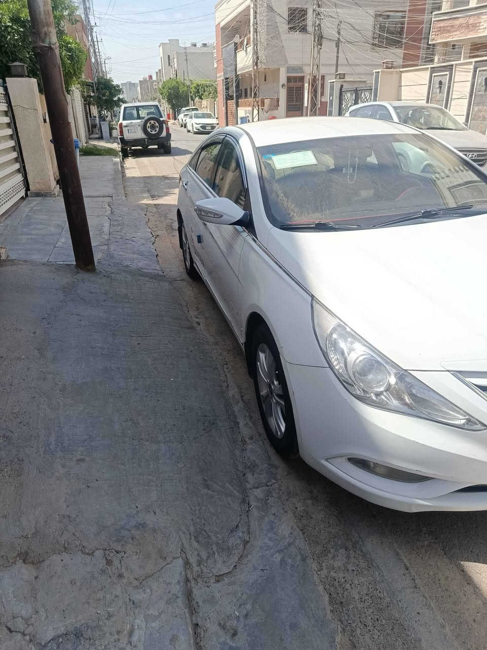 السلام عليكم سوناتا مضلع 2012 الشركة العامة سنويه جديده 2026 تحويل ثاني يوم محرك كير وكاله وكفاله عامه فقط تبديل جاملغ الأيمن وصبغ نص باب خلف السايق والباقي كفاله سياره جديده مال بيت حداديه امامي خلفي جديد شفتات ستيرن مري شفط حساسات خلفي ابلادي كاميرا خلفيه HD سياره مامتعوبه السعر 122$ وبيها مجال للطيبين.. 
*********** بغداد, العراق

