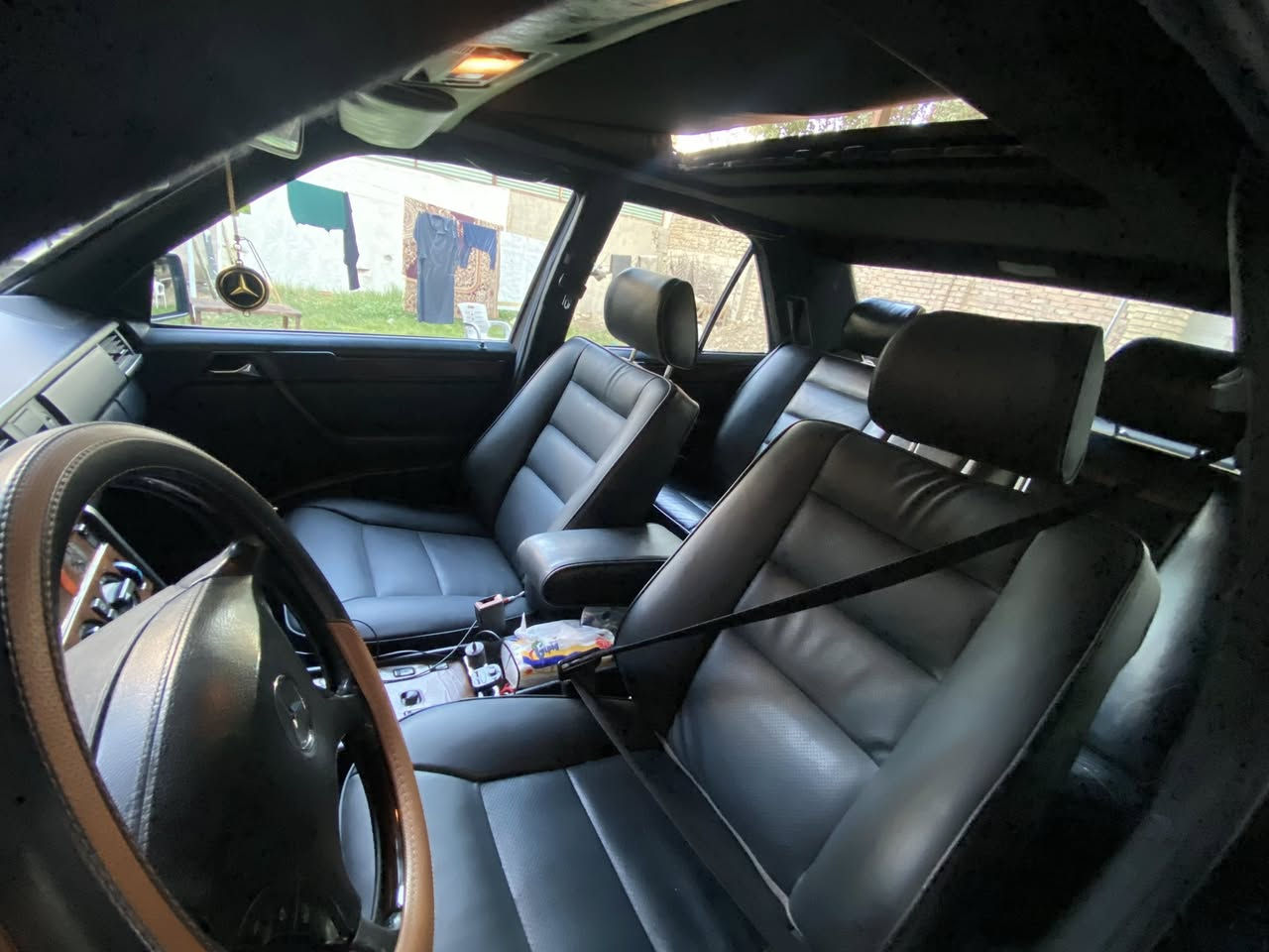 السلام عليكم 
بيبي موديل 94 خراطيم 
مرواس فقط 
بدب محرك قبق اسود ( عنكبوت)
رقم جديد بغداد 
***********
