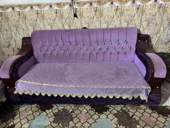 تخم للبيع  نضيف مكاني نجف سعر 275 الف بي مجال اكو توصيل ***********
