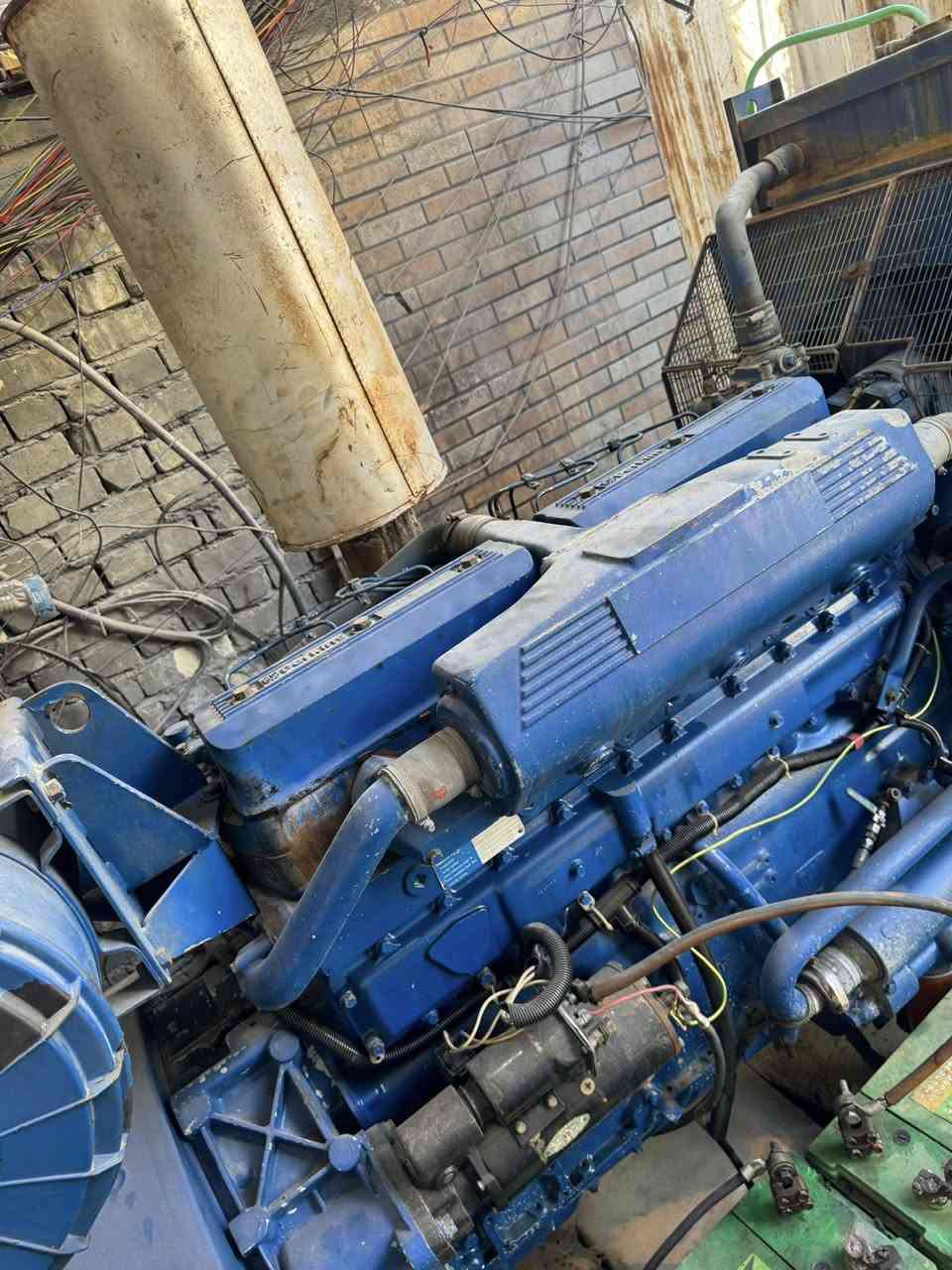 بيركنز 2006
للبيع 325KAV بلادي غير مفتوح 🔓 السعر 75$ ورقه وبيها مجال اي استفسار اتصل وبيك خير وتدلل 
***********
