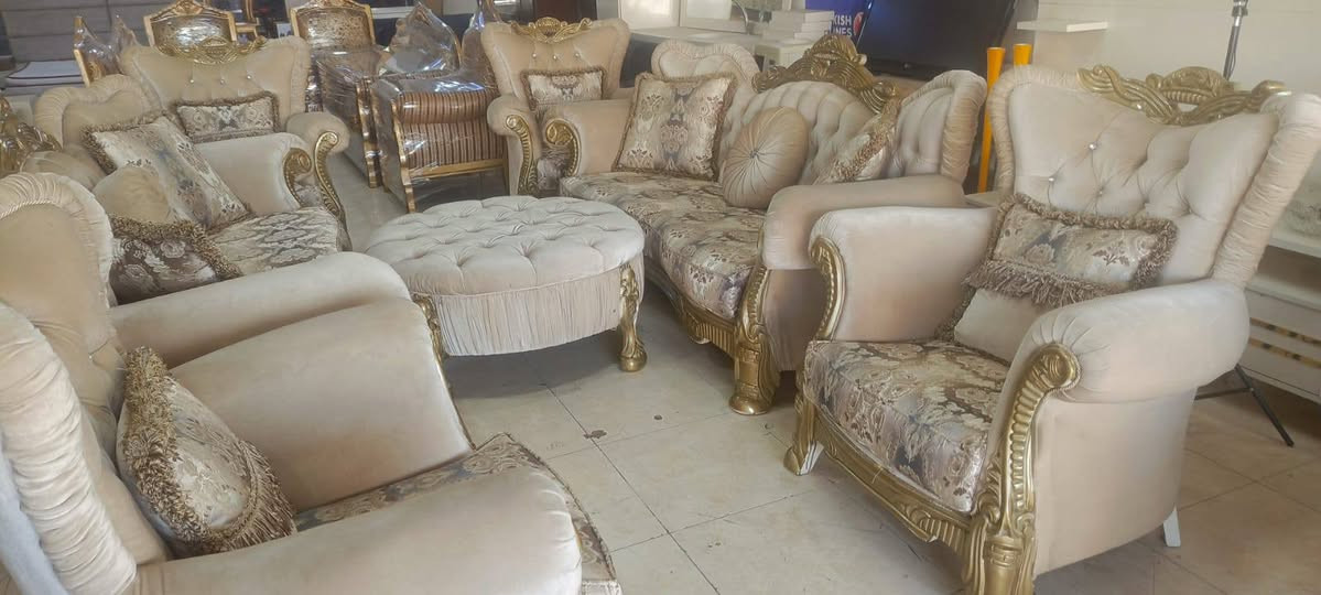 قەنەفەی10نەفەری تورکی زۆر خاوێنە لۆکە زۆر پاکە.***********هەولێر5حەسارۆک نزیک مەلەوانگای ئاریان جادەی کورنیش أربيل, العراق
