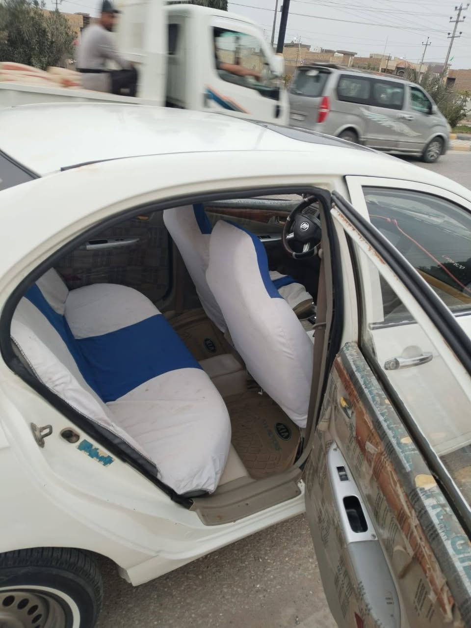 السلام عليكم سياره ليفان لبيع مكفوله من مكينه وكير وحداديه وتخم تاير جديد وكهربائيات كله شغاله سياره جديد مانقصه اي شي مكاني ذي قار سوق الشيوخ 
السعر 29 ورقه 
الرقم /***********
