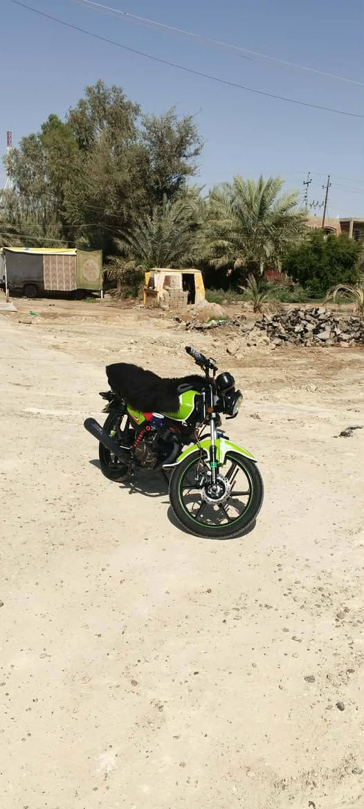سلام عليكم موطور شنك للبيع
نضافه خير من الله ♥
برغي ما ناقصه 
سعر مليون و 100
وبي مجال بسيط
***********
وتساب فقط

