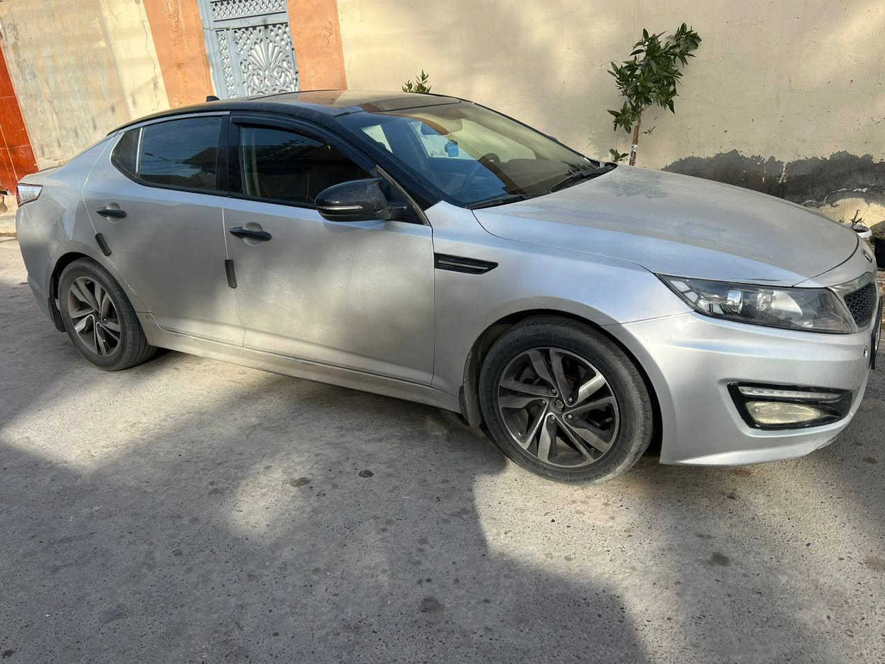 السلام عليكم
كيا اوبتما 2013 خليجي فول لون رصاصي 1/1بانورامه محرك 2400 دبل كزوز حساس خلفي كاميرا لد امامي لد خلفي تخم تايرات جديد انارة KIA بالدوس
نظام ترحيب عن قرب اشاير بالمري
مري شفط تحكمات استيرن شفتات
تبريد قطعتين نظام ABS 
نظام كروز تثبيت سرعه
نظام ECO تنظيم استهلاك بانزين 
صبغ عام اثر شخوط وجمالية لا اكثر تبديل بنيد كصة نظيف كلش صدر امامي خلفي جاهز 
سيارة جاهزة من كلشي 
 رقم اربيل سنوية ٢٠٣٠ 
السعر 110$


**إذا كنت صاحب هذا الإعلان وتريد حذفه لأي سبب، رجاءا أرسل رسالة إلى الدعم الفني**