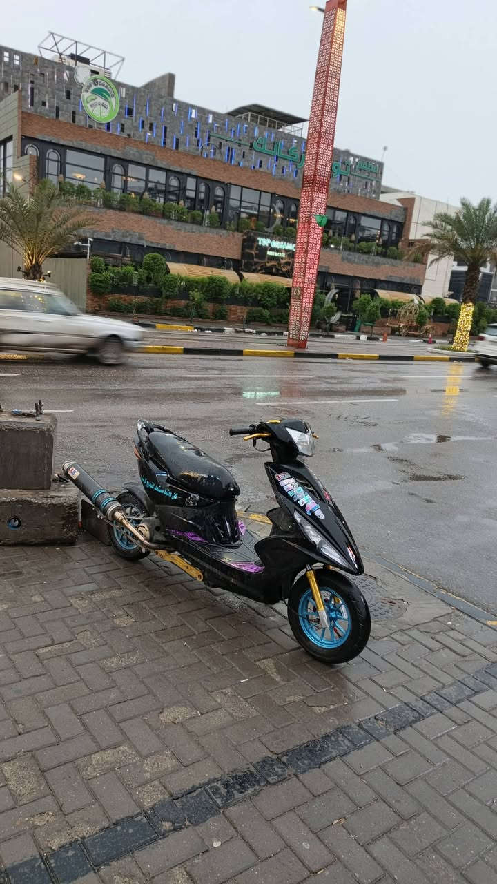 سلام عليكم ناقل للبيع دراجه مفوله تزويد مكينه هاون عليه كابريته قفاز كلجات رياضي بيه دراجه مابيه نقص عوزه راجز مال سلف خرط بيه بوشه ٥٦ ونص سعره ٧٠٠ وبيه مجال قليل كلش سبب بيع محتاج فلوس رقمي ***********
