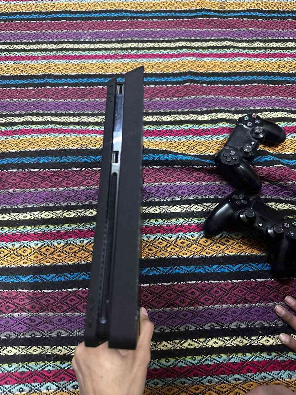 بلي 4 سلم مهكر نظام 12.52 تهكير قرص ، ذاكرة 1 تيرا + UPS ويدتين اصليات ، بي 14 لعبة
Call of Duty 3 
pes 2026
efotball
gta 5 مهكرة
gta san Andreas مهكرة
God of War Ragnarok
spider man 2
وبعد العاب قويه  ، سعر 280 او مراوس بجهاز
مكان مدينة الصدر


**إذا كنت صاحب هذا الإعلان وتريد حذفه لأي سبب، رجاءا أرسل رسالة إلى الدعم الفني**