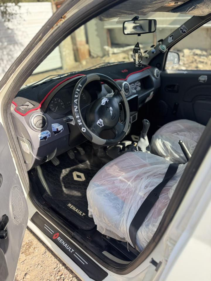 سلام عليكم رينو لوكان بغداد بسمي مكفوله ماعده لهلال جاملغ خلفي مكاني بغداد الحريه السعر 50بيه مجال قليل غير متواجد عله فيس ***********كامره دواره بيه
