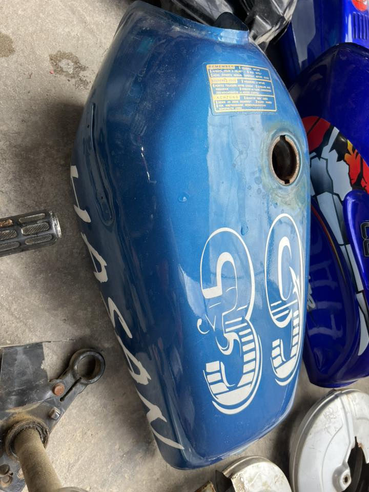 غراض ايراني للبيع كله نضيف كلمن وسعره مكاني البصره القبله ***********
