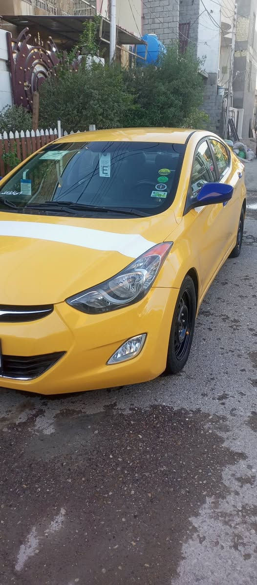 سلام وعليكم لسعر 97بيها مجال قليل النترا موديل 2012وارد امريكي حادث شويه من الباب بدون دواخل اليبل واحد تخم تايرات جديد صدر امامي خلفي جديد دوشمه جديده محرك 1800 دوش رقم ديالى بكان سياره ديالى بعقوبه ‏‪***********‬‏
