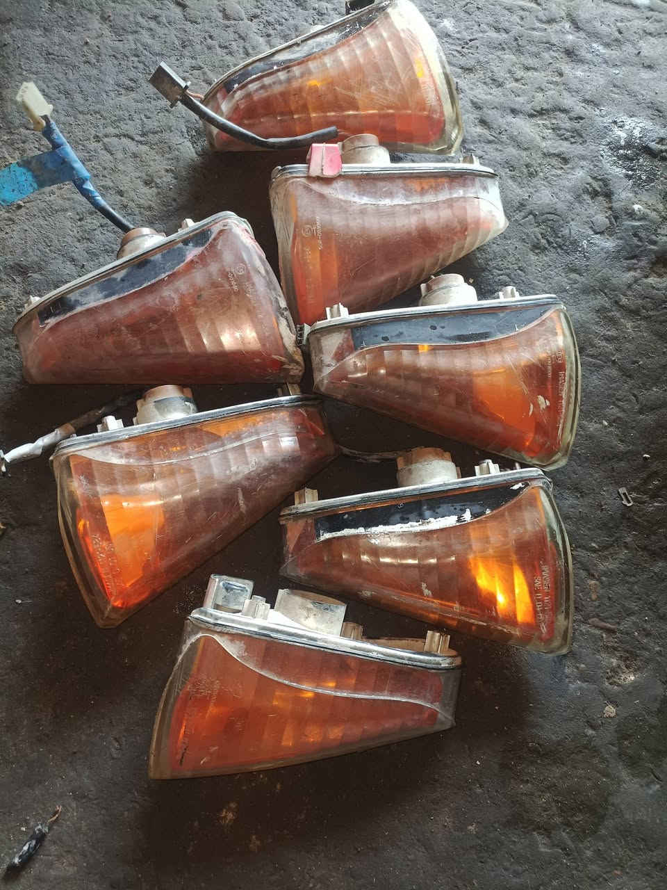 سلام عليكم غراض فورزه كلها تفصيخ وأصلي 
بكاني بغداد شعله رقم الهاتف ***********
