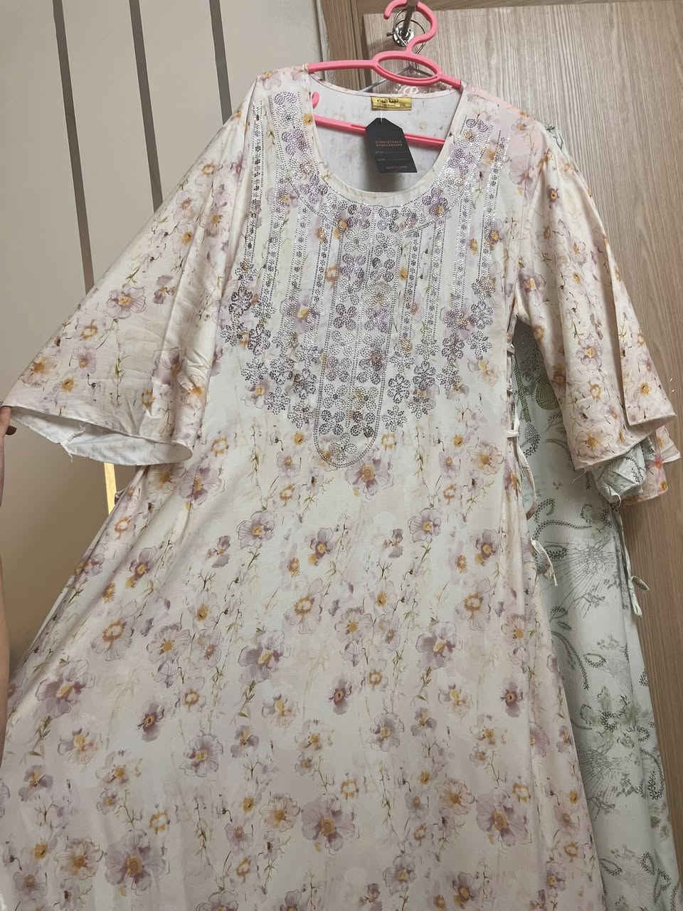 اليوم عيد الأم😔♥️♥️♥️♥️شرط اليوم يوصل 
فرحي الوالده ب مخور يموت متروس ستراس🔥🔥🔥🙂‍↔️🤌🏻
السعر فقط ١٤،٧٥٠
للحجز والاستفسار مراسله البيج


**إذا كنت صاحب هذا الإعلان وتريد حذفه لأي سبب، رجاءا أرسل رسالة إلى الدعم الفني**