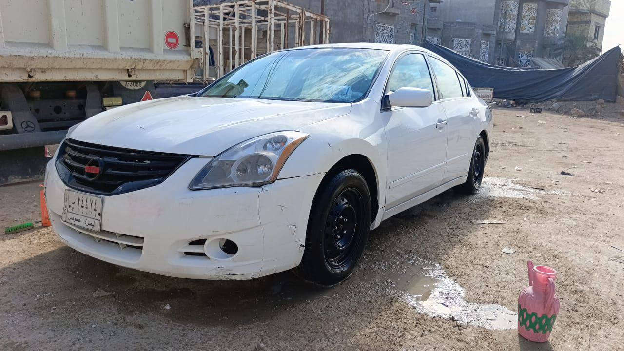 نيسان التيما مديل 11 كير ومحرك كفاله سنويه  28 حداديه توت شادا جديدة كهربائيات شغاله بيها ملاحضات بسيطه للترتيب سعر 60 بصره بل عشار ***********
