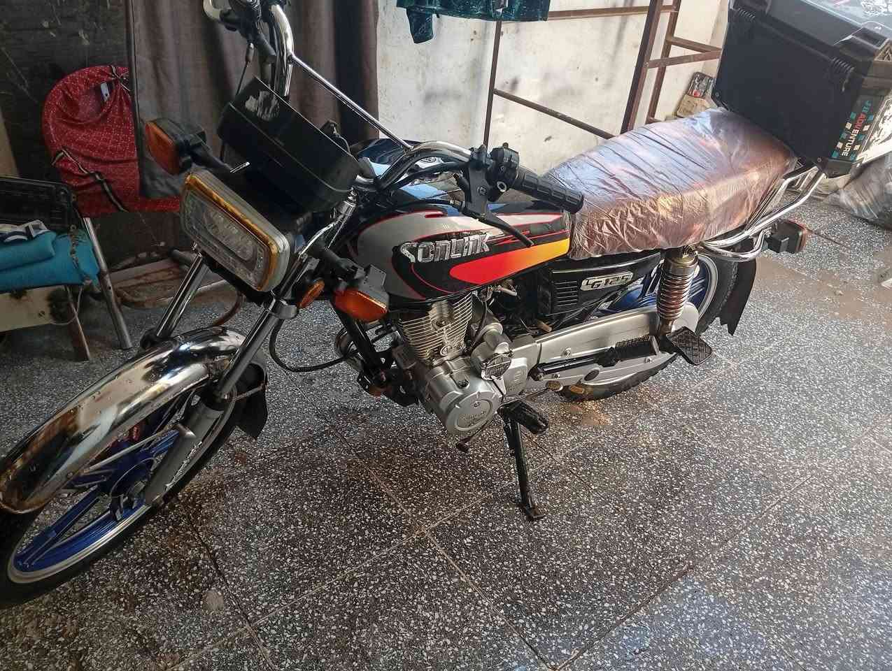 سلام عليكم دراجه ايراني 5كير للبيع ما بيهه كل نقص المكان الشعب نهايه حي اور السعر 500 وبيه مجال  الرقم ***********
